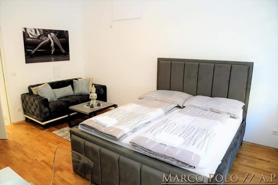 וינה Markopolo Apartments מראה חיצוני תמונה